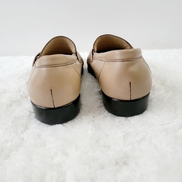 SAS Hand Sew Tan Genuine Leather Slip On Moccasin Loafers Women's Size 8.5 - Picture 6 of 7